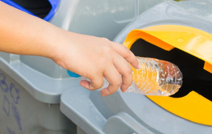 Lee más sobre el artículo [:es]El uso de plástico reciclado ‘viento en popa’[:va]L’ús de plàstic reciclat ‘vent en popa'[:]